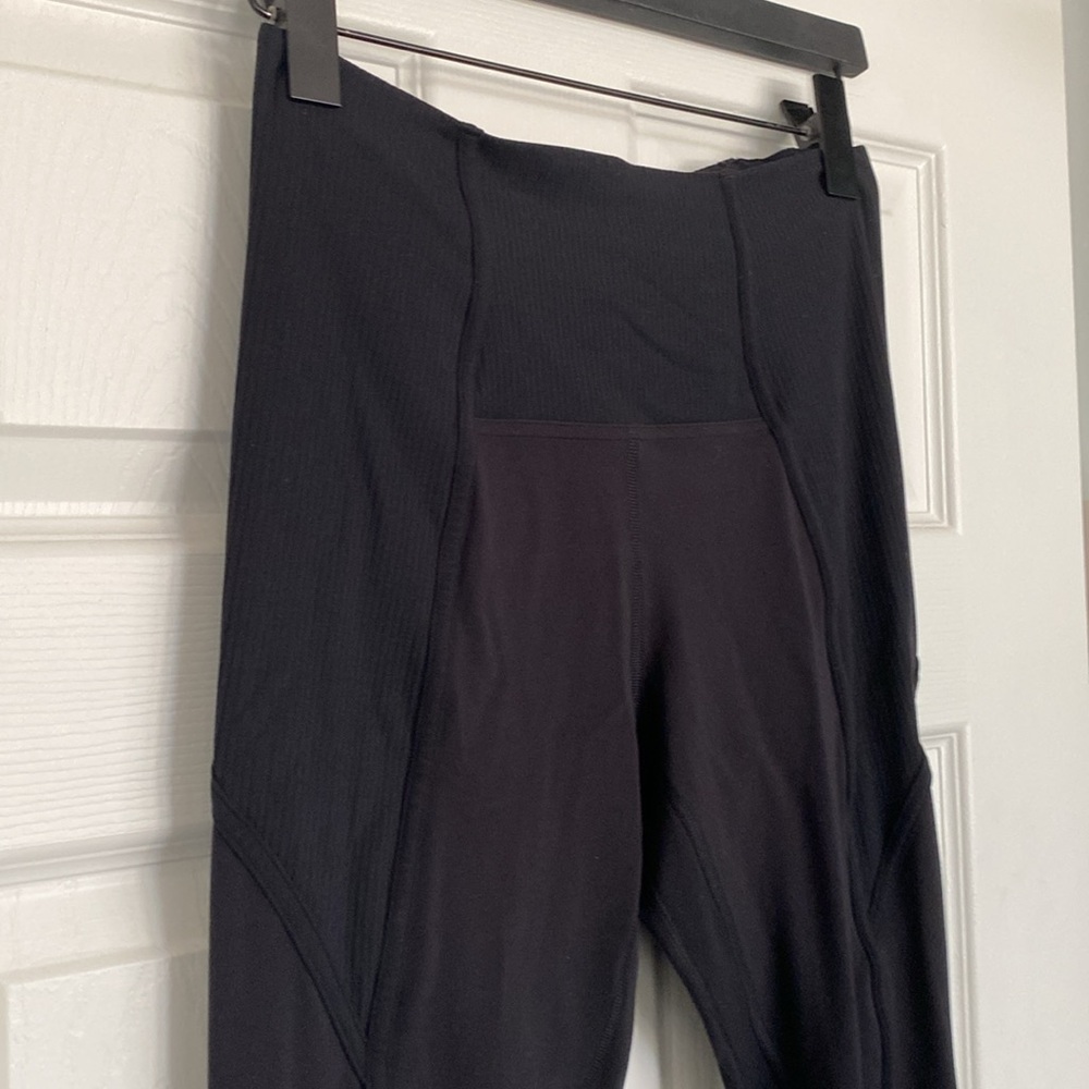 lululemon Align Panel Ribbed 25” - Picture 3 of 4